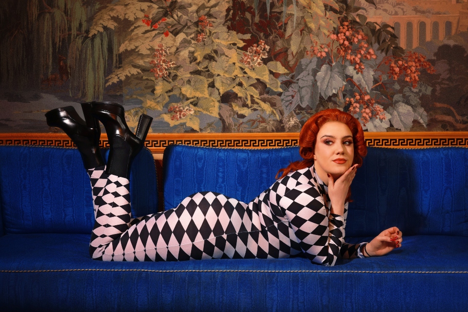 η-cmat-είναι-από-το-δουβλίνο-ερωτεύτηκε-το-562416175