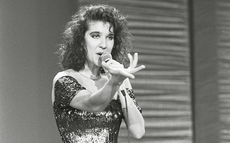 καυτό-σαββατόβραδο-με-12άρια-562419598