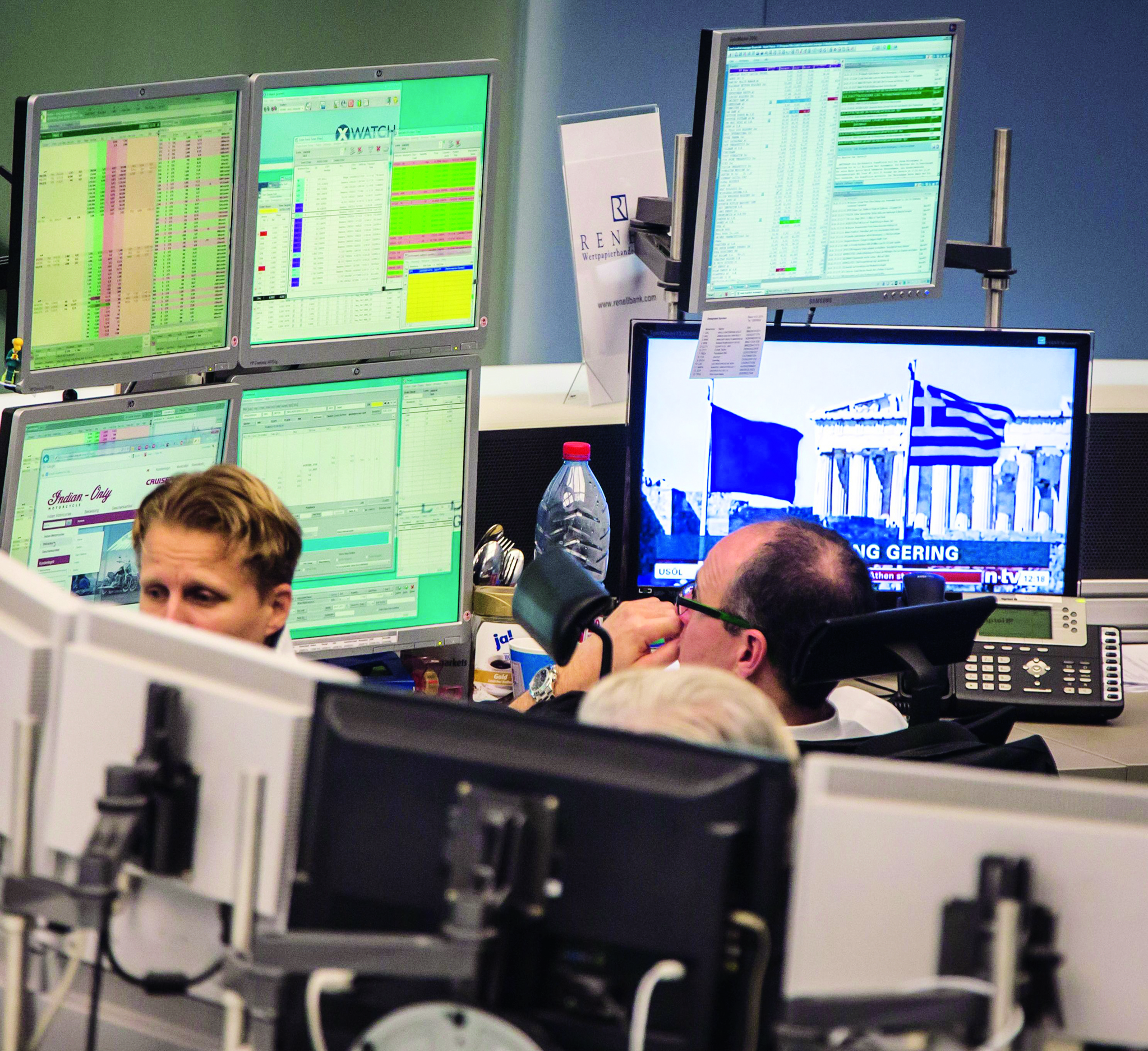 Η επενδυτική βαθμίδα δεν είναι εξασφαλισμένη-1