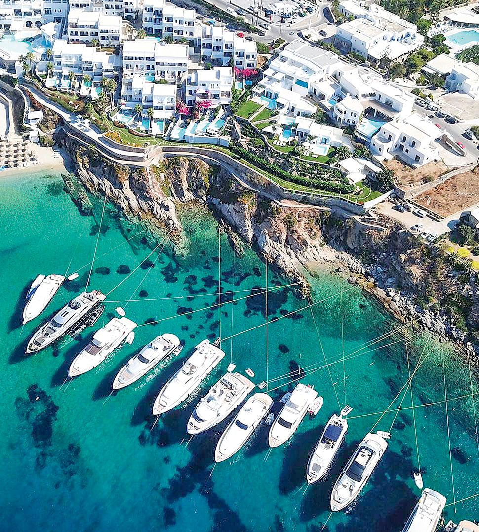 Μποτιλιάρισμα από σούπερ γιοτ στις ελληνικές θάλασσες-1