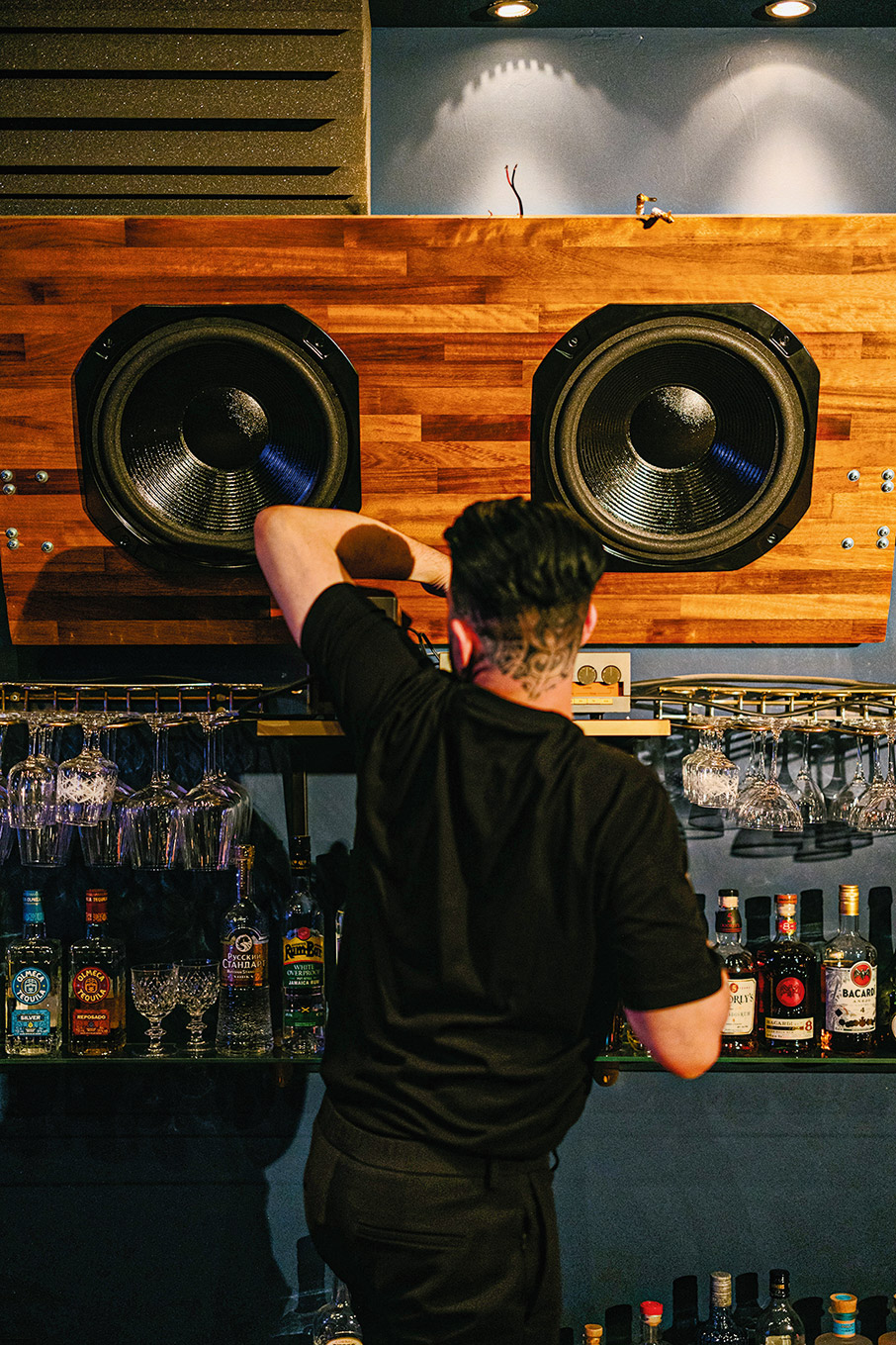 2023 και τα βινύλια παίζουν (ακόμη) στα μπαρ-5