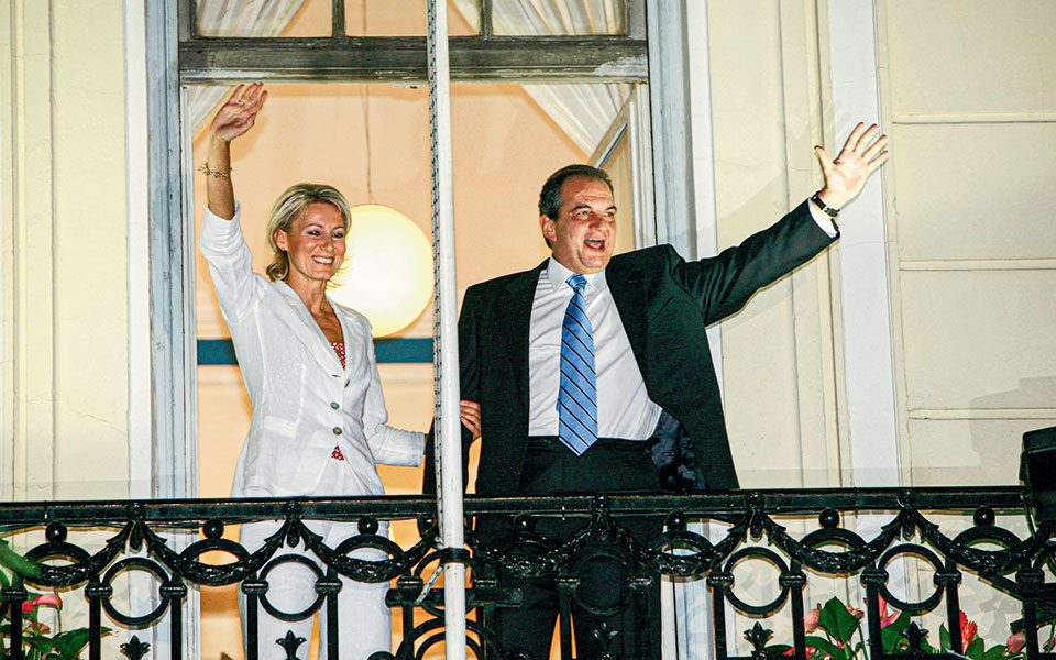 Η Ελλάδα στις κάλπες: 16 Σεπτεμβρίου 2007 – Αναμέτρηση με φόντο τα πύρινα μέτωπα-4