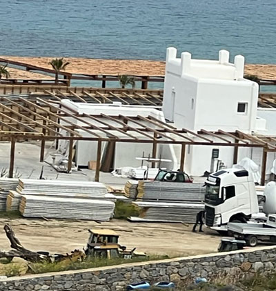 Μύκονος: Απορρίφθηκε η ένσταση για το αυθαίρετο στον Πάνορμο – Ενα βήμα πιο κοντά οι κατεδαφίσεις-1