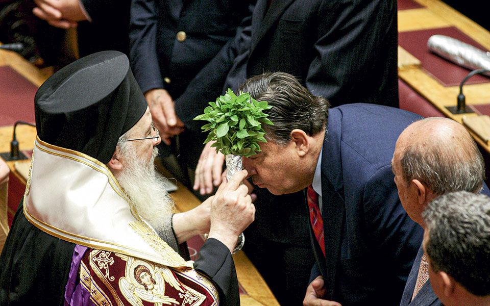 Η Ελλάδα στις κάλπες: 16 Σεπτεμβρίου 2007 – Αναμέτρηση με φόντο τα πύρινα μέτωπα-14