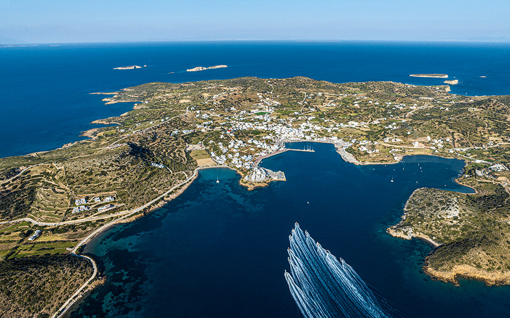 διασχίζοντας-το-αιγαίο-για-καλό-σκοπό-562441387