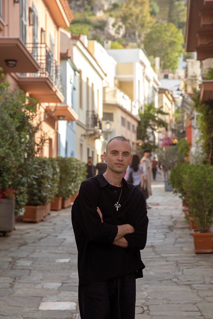 Ο εύθραυστος κόσμος του Αλεξάντερ Κίρκεμπι-1