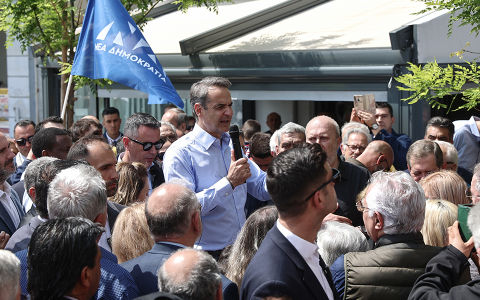 μητσοτάκης-για-κόμμα-κασιδιάρη-υψώσ-562399990