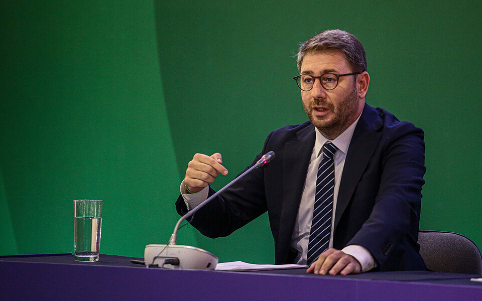 πασοκ-τα-διψήφια-στοιχήματα-και-τα-ν-562431478