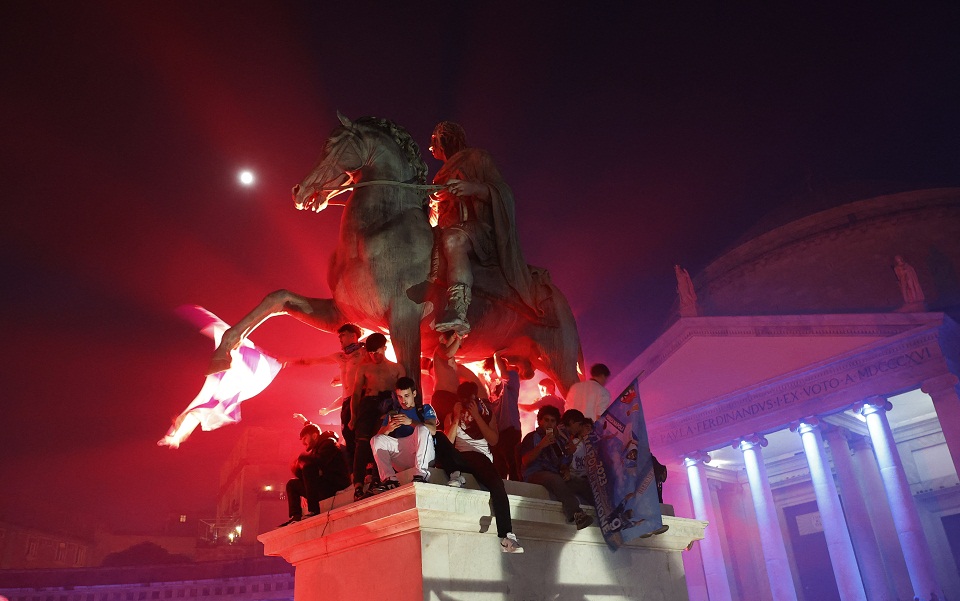 Νάπολι: Απίστευτοι πανηγυρισμοί για την κατάκτηση του Σκουντέτο-1