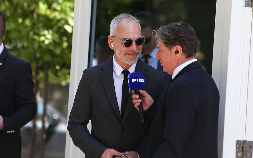 Ορκίστηκε η υπηρεσιακή κυβέρνηση-8