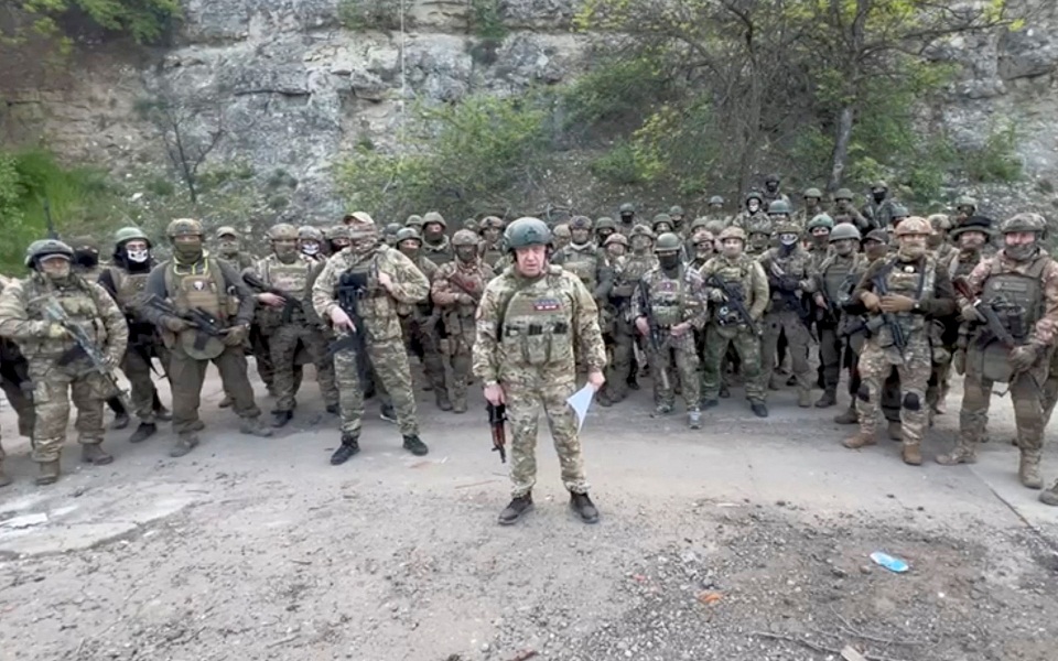 πριγκόζιν-τα-ψέματα-του-υπ-άμυνας-μπορ-562410250