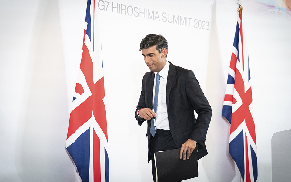 σούνακ-η-κίνα-συνιστά-τη-μεγαλύτερη-π-562432594