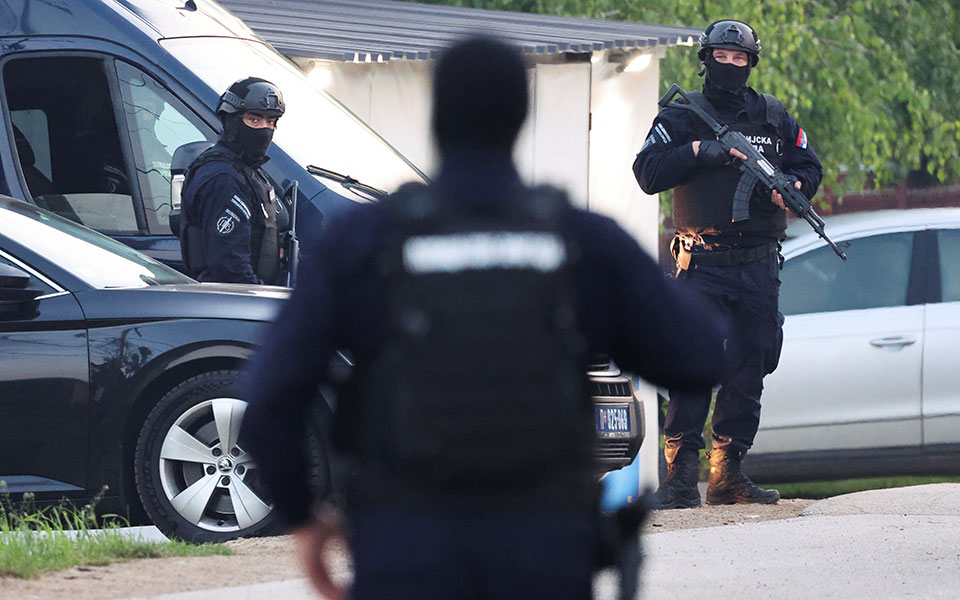 Σερβία: Νέο μακελειό, με τουλάχιστον δέκα νεκρούς, νότια του Βελιγραδίου-2