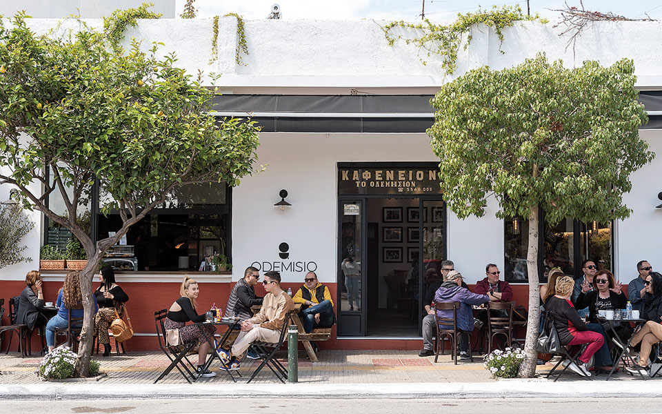 Ελευσίνα, η πόλη των μυστηρίων και των αντιθέσεων-5