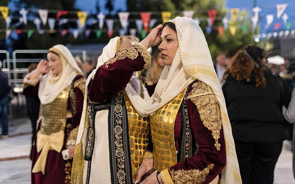 Ελευσίνα, η πόλη των μυστηρίων και των αντιθέσεων-9