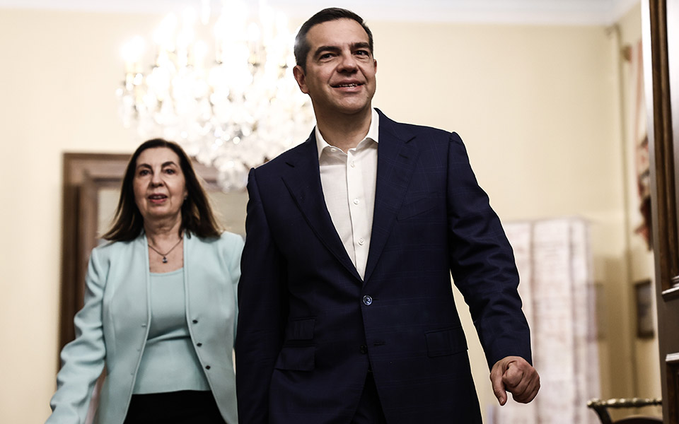 τσίπρας-για-υπηρεσιακή-κυβέρνηση-πλ-562438018
