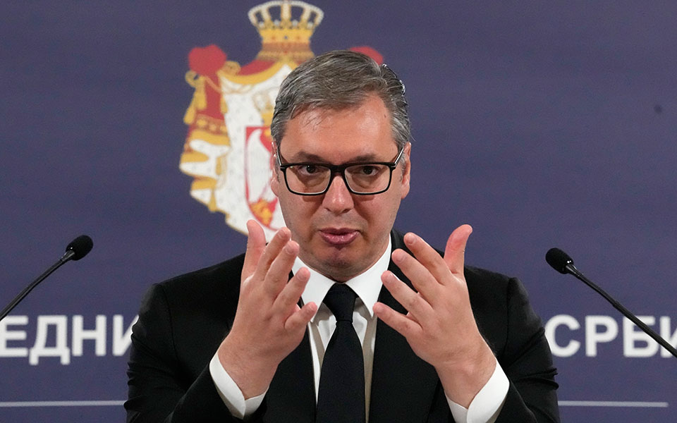 ο-πρόεδρος-οι-χούλιγκαν-και-ο-μαφιόζος-562403257