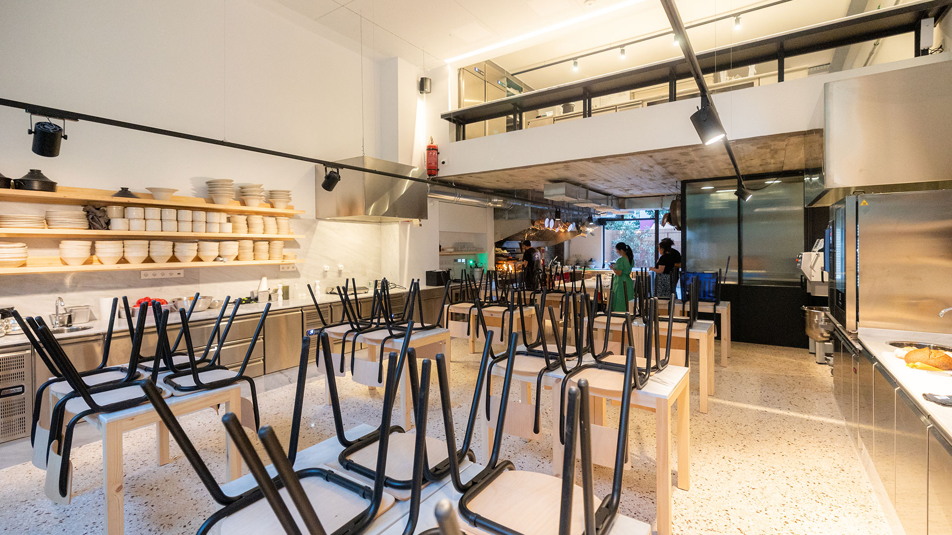 Άκρα: πρώτες εντυπώσεις από το νέο εστιατόριο στο Παγκράτι που θα συζητηθεί (και δικαίως)-1