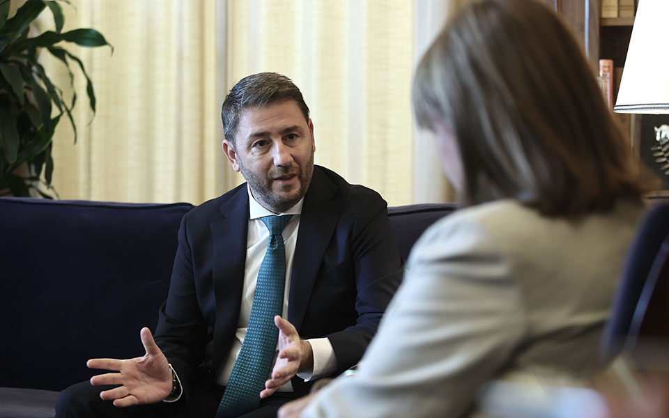 εκλογές-2023-στο-προεδρικό-μέγαρο-ο-ανδρ-562436500