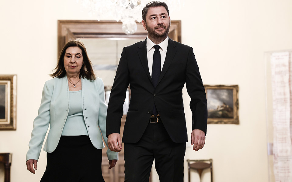 ανδρουλάκης-για-υπηρεσιακή-κυβέρνησ-562437841