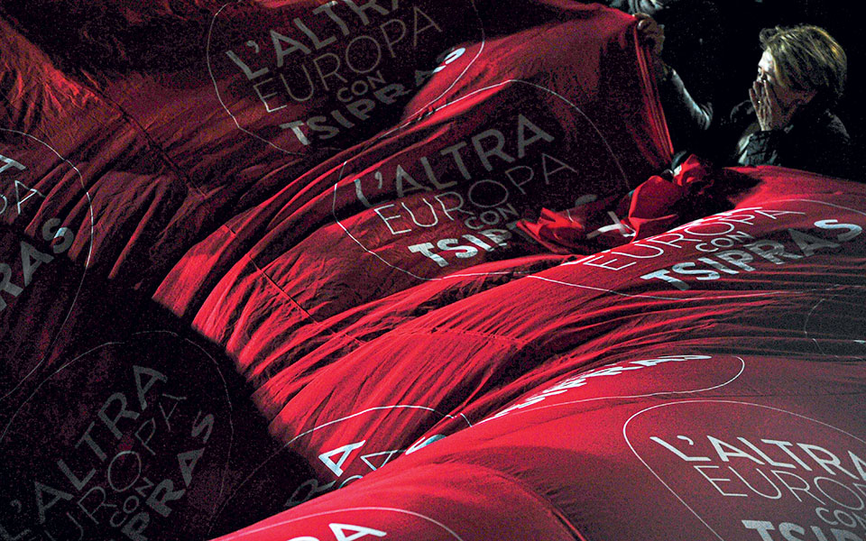 η-ελλάδα-στις-κάλπες-25-ιανουαρίου-2015-η-α-562414393