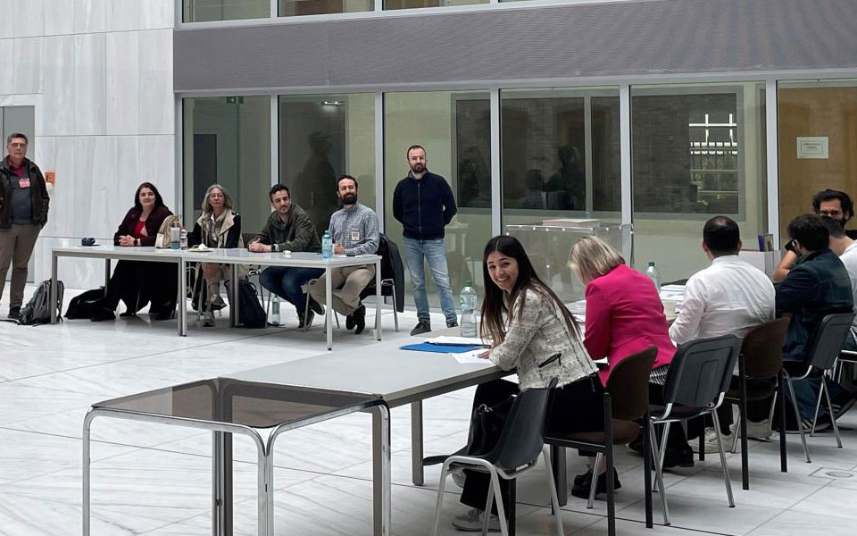 εκλογές-τι-ψήφισαν-οι-ελληνες-στο-εξωτ-562434715