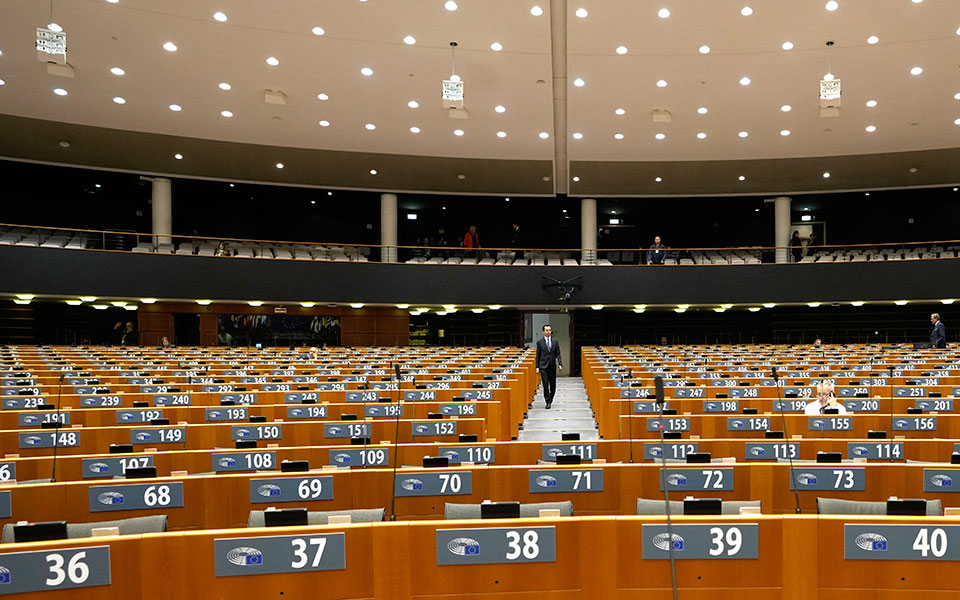 ποιος-σκοτώνει-τους-μεταφραστές-τη-562423675