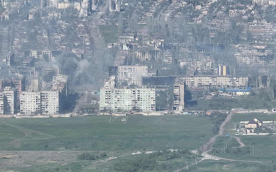 ουκρανία-συνεχίζονται-οι-μάχες-στα-αν-562411855