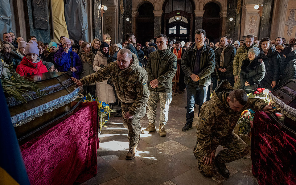 Ο θάνατος του Μπαχμούτ: Εικόνες από μια μαρτυρική πόλη-4