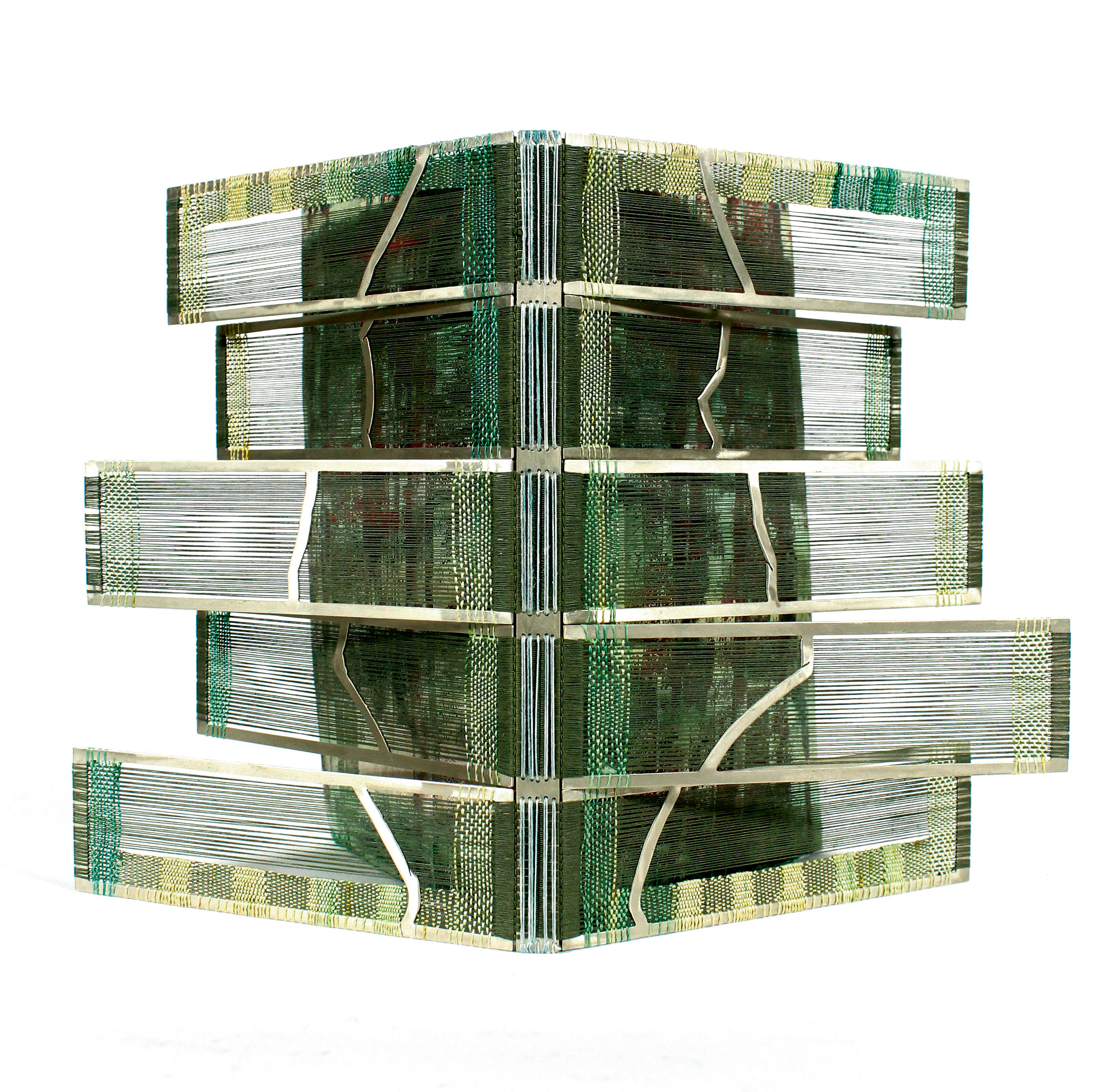 Βιβλία φτιαγμένα με βελόνα και κλωστή-2