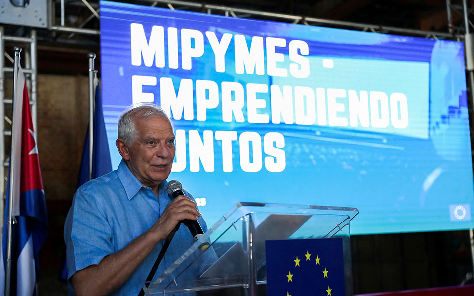 μπορέλ-καλεί-την-κούβα-να-ενισχύσει-562441225