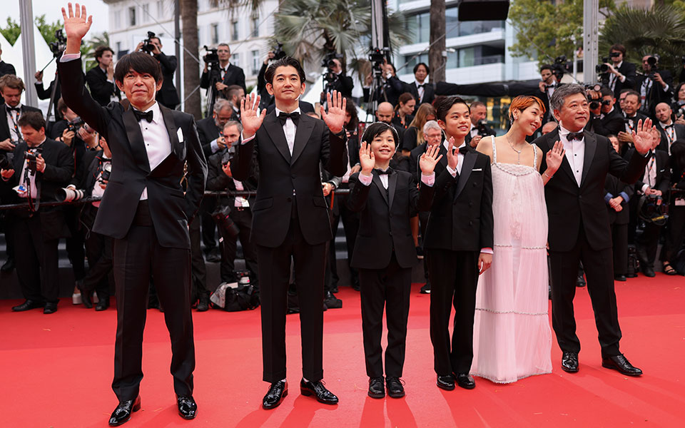 ένα-υπέροχο-τέρας-και-η-μνήμη-του-άμσ-562427401