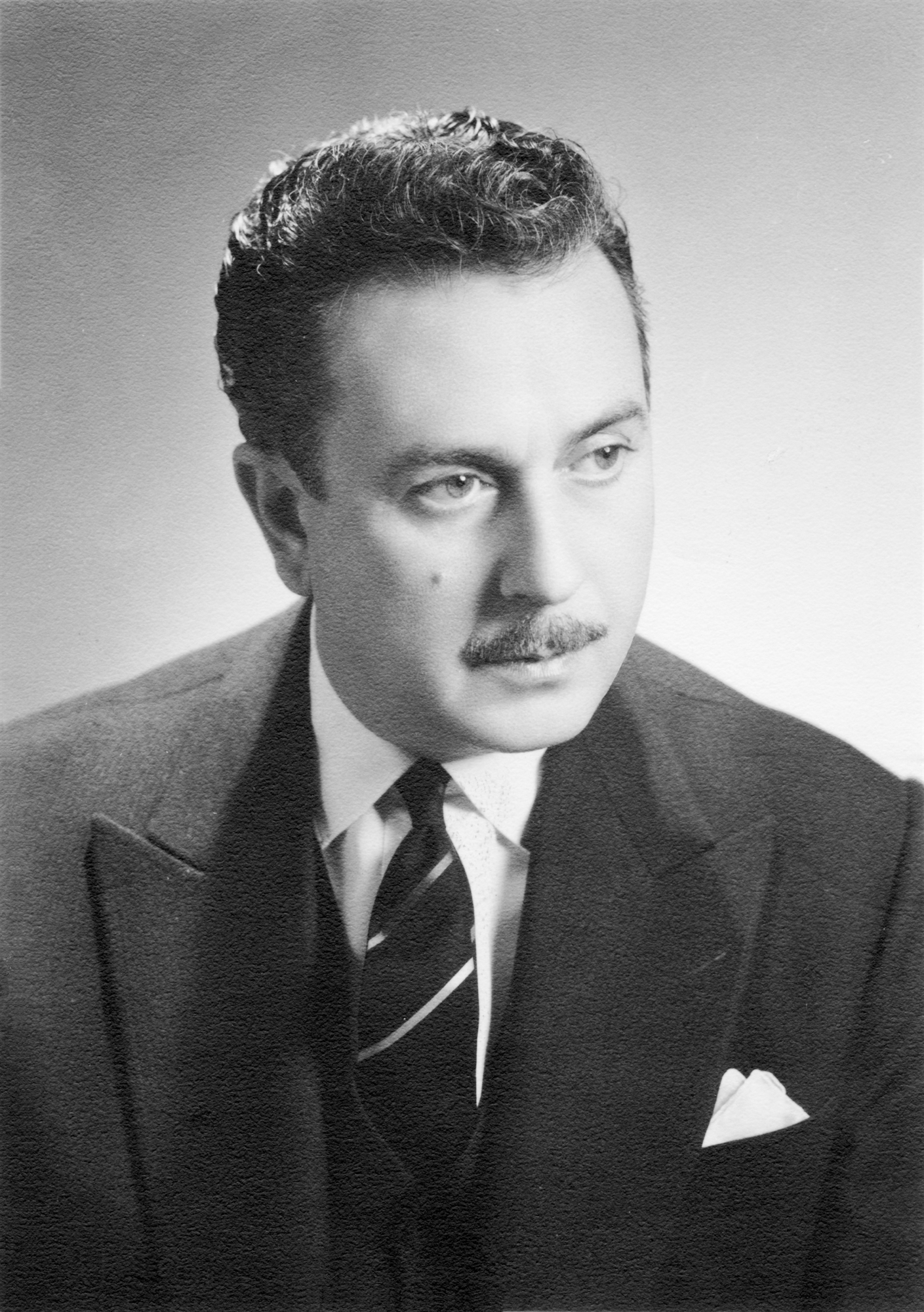 Γιάννης Ρίτσος: Ο ποιητής της «Ρωμιοσύνης»-1