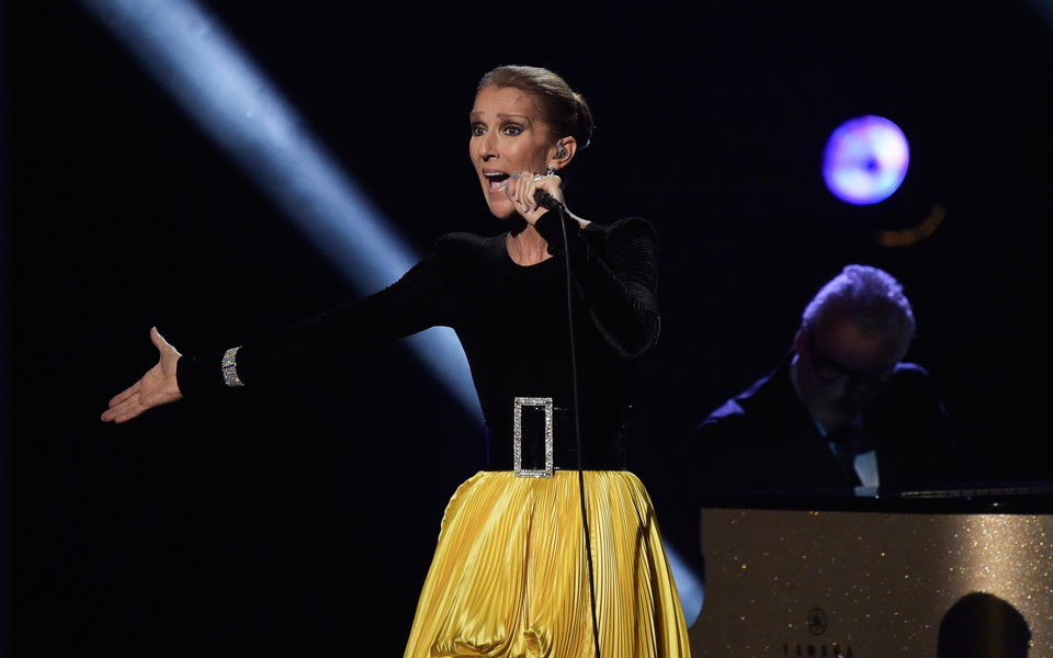 η-σελίν-ντιόν-δεν-έχει-πια-τον-έλεγχο-τ-562445707