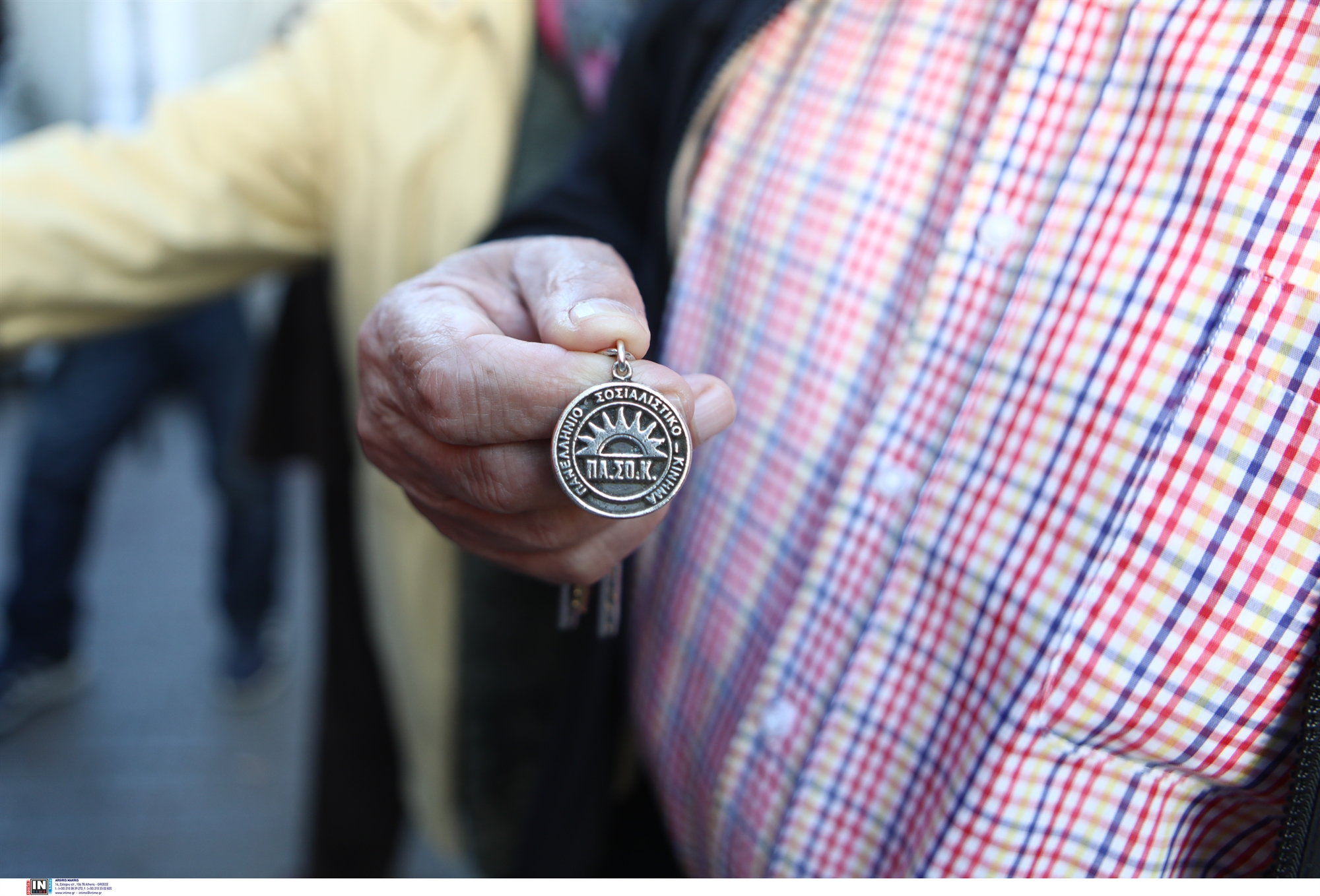 η-αιώρηση-του-πασοκ-και-οι-κίνδυνοί-της-562405558