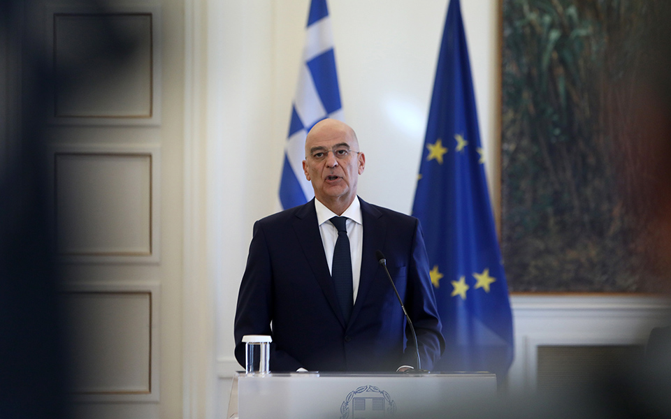 δένδιας-τηλεφωνική-επικοινωνία-με-το-562422814