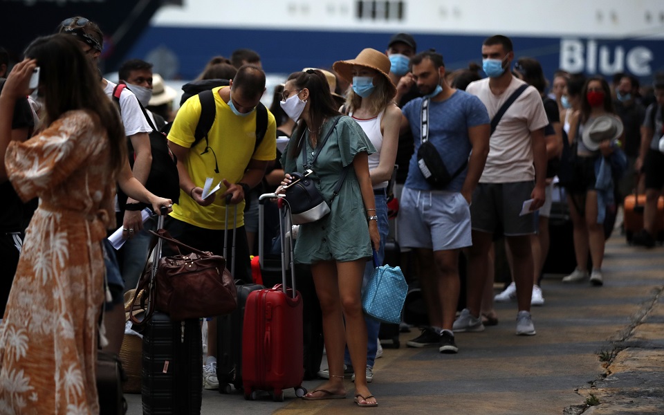 Κορωνοϊός: Το ημερολόγιο της πανδημίας στην Ελλάδα-9