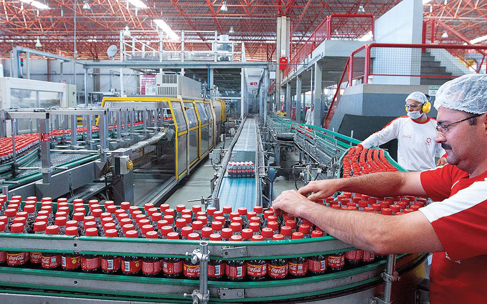 η-κλέφτρα-των-μυστικών-της-coca-cola-562419118