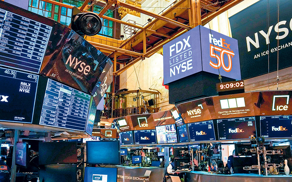 τα-σενάρια-και-οι-επιπτώσεις-μιας-χρεο-562435894