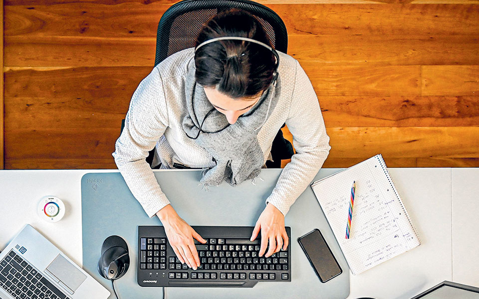 επεκτείνεται-σε-δέκα-χώρες-η-καριέρα-562436083