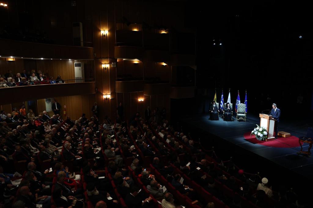 O Οικουμενικός Πατριάρχης κ.κ. Βαρθολομαίος έλαβε τη διάκριση «Ευκλεής Αθηναίος»-2