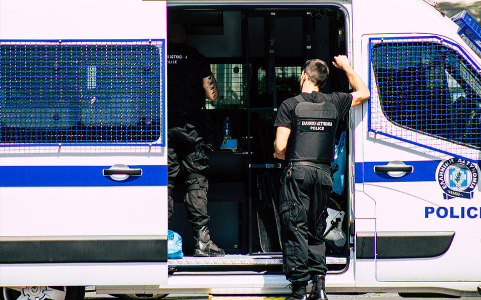 θεσσαλονίκη-στη-φυλακή-τα-δύο-αδέλφια-562423051