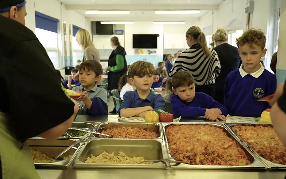 στο-ηνωμένο-βασίλειο-δωρεάν-γεύματα-α-562424629