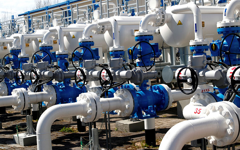 οι-ροές-του-φυσικού-αερίου-και-η-διαμόρ-562437598