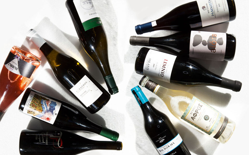 ο-σομελιέ-προτείνει-τερουάρ-με-ολίγoν-α-562416697