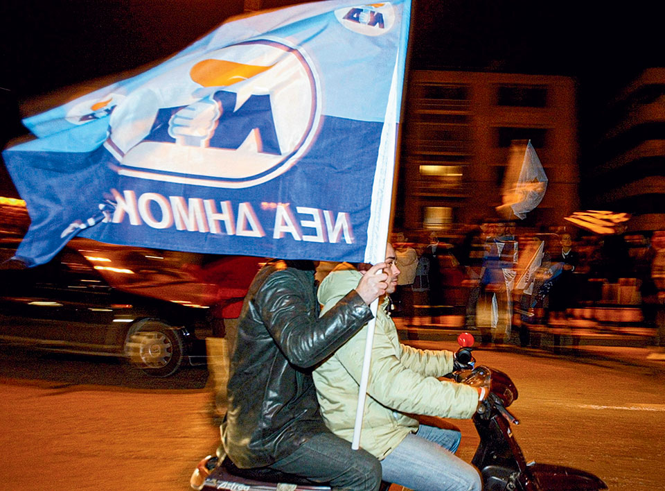 Η Ελλάδα στις κάλπες: 7 Μαρτίου 2004 – Ένας Καραμανλής και ένας Παπανδρέου ξανά αντιμέτωποι σε εκλογές-7