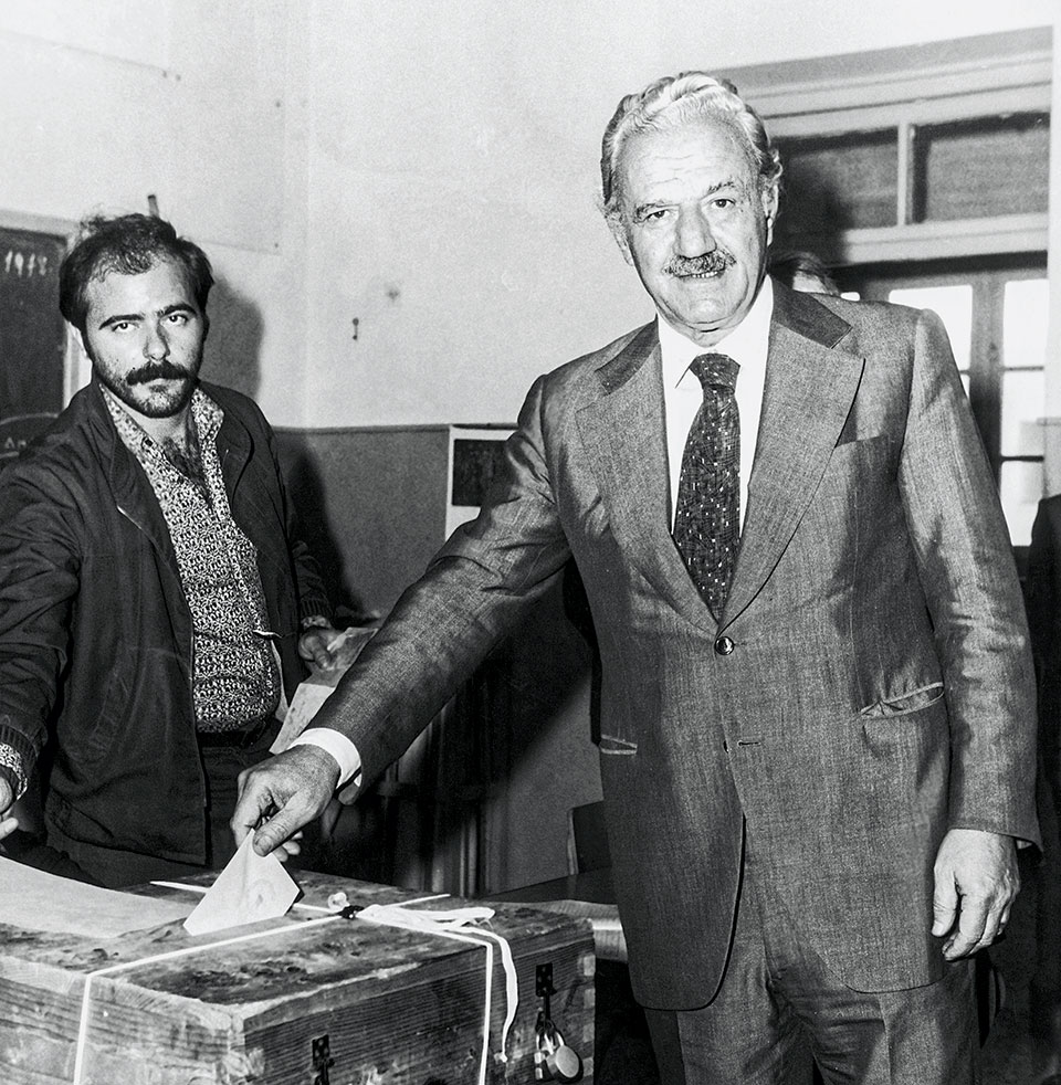 Η Ελλάδα στις κάλπες: 20 Νοεμβρίου 1977 – Ο Κων. Καραμανλής απέναντι στο αίτημα της «αλλαγής»-11