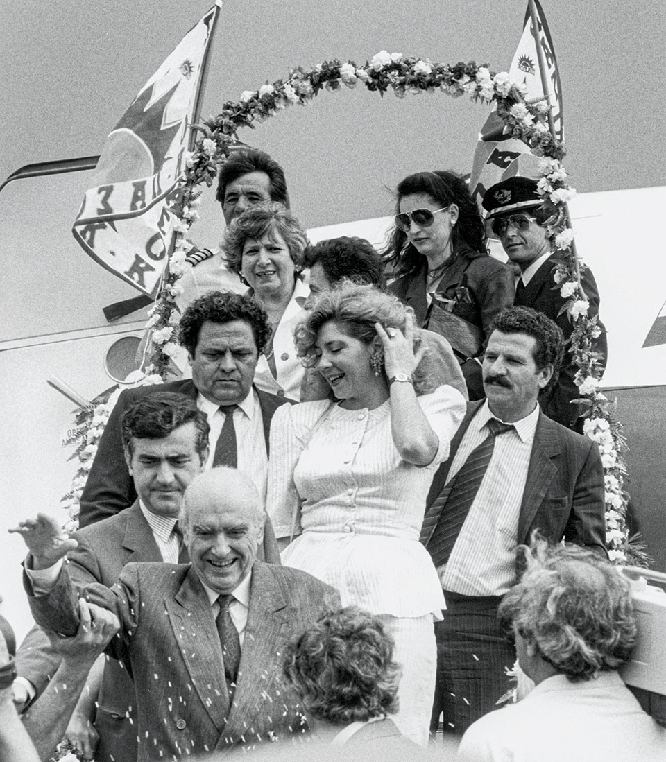 Η Ελλάδα στις κάλπες: 8 Απριλίου 1990 – Ν.Δ.: Με στόχο την πολυπόθητη αυτοδυναμία-8