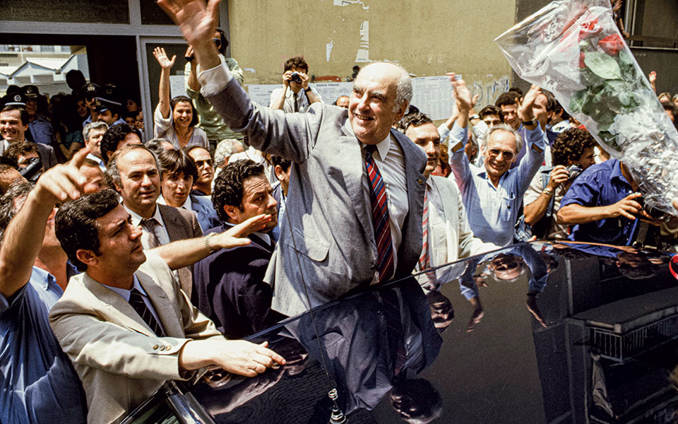 Η Ελλάδα στις κάλπες: 2 Ιουνίου 1985 – Αναμέτρηση σε κλίμα πρωτοφανούς πόλωσης-9