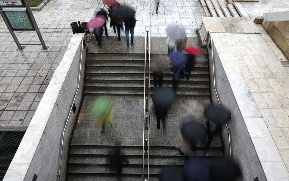 καιρός-με-συννεφιά-και-βροχές-η-ψήφος-562432195